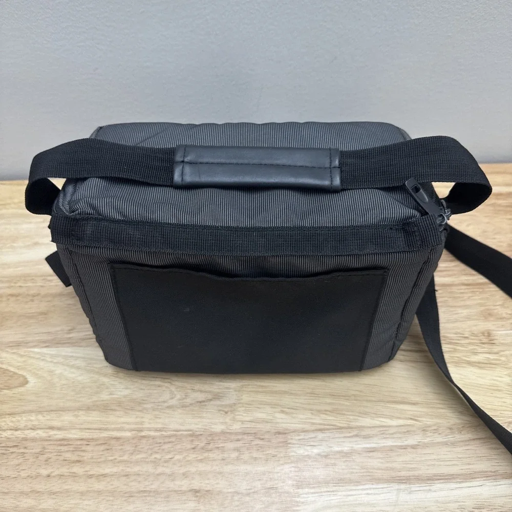Case Logic Gray Medium Sized Camera Bag Shoulder Or Hand Carry